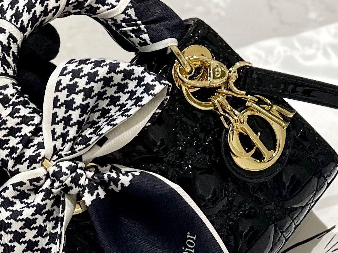 D 24 new Princess Diana bag