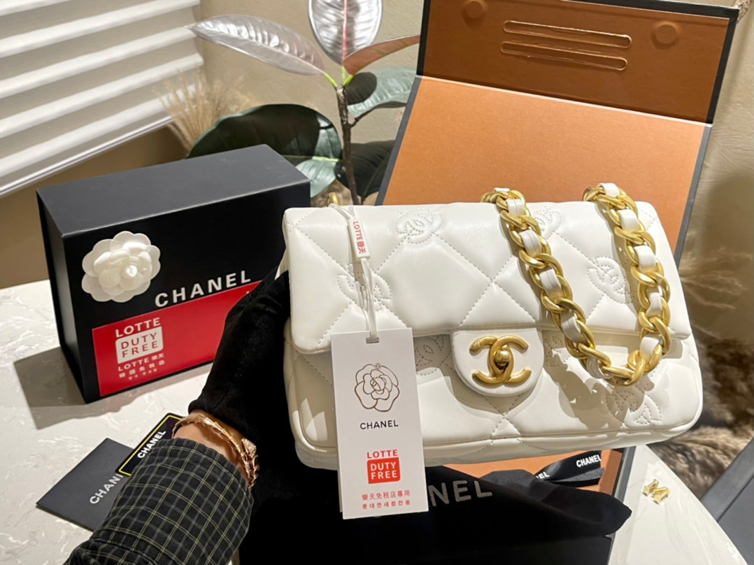 Camellia CH thick chain bag