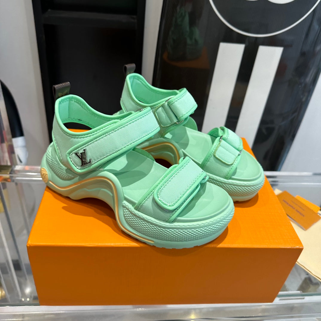 Super cool L new sandalsVIP1:1