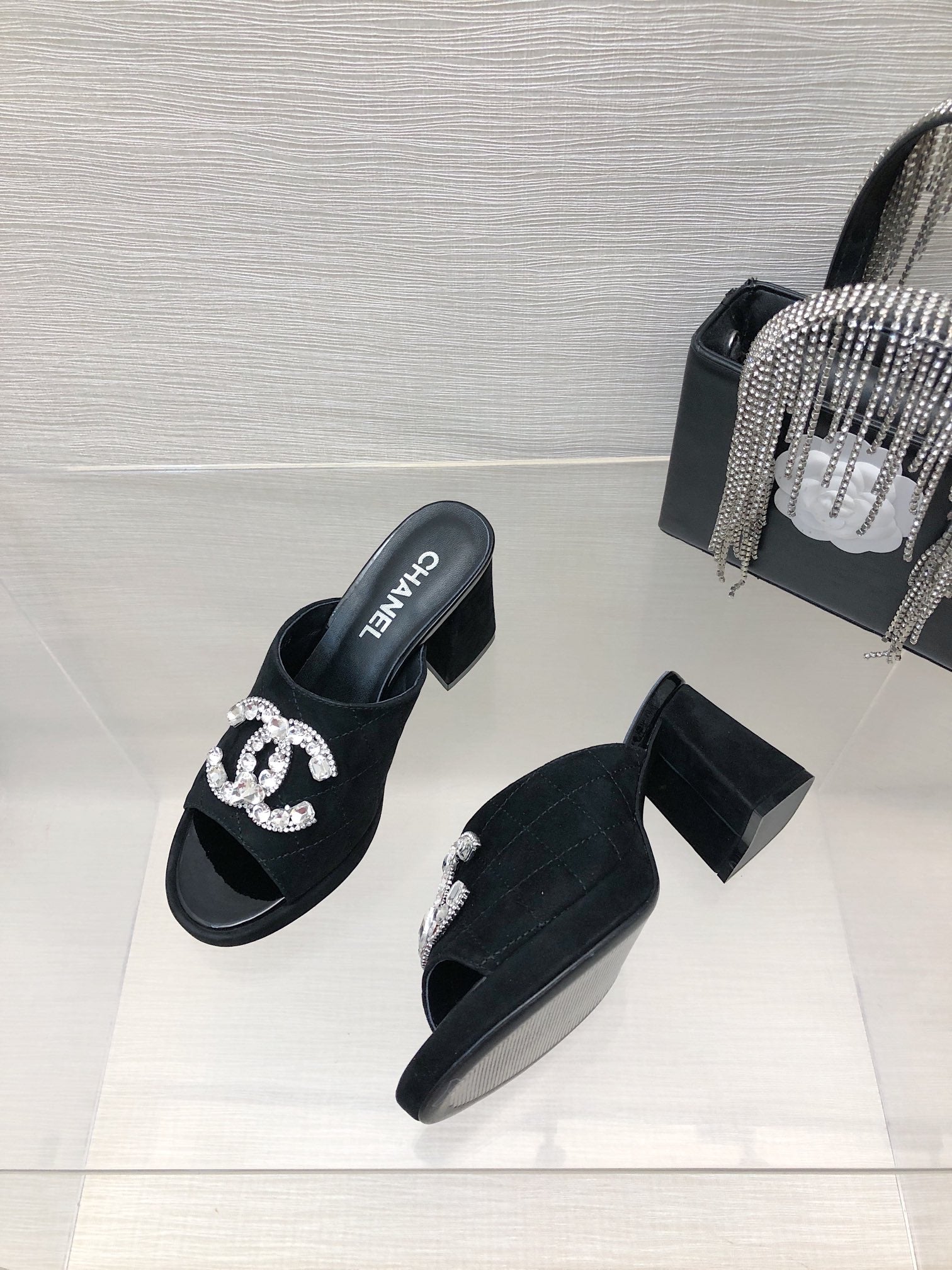 Vacation Series 24 New Slippers VIP1：1