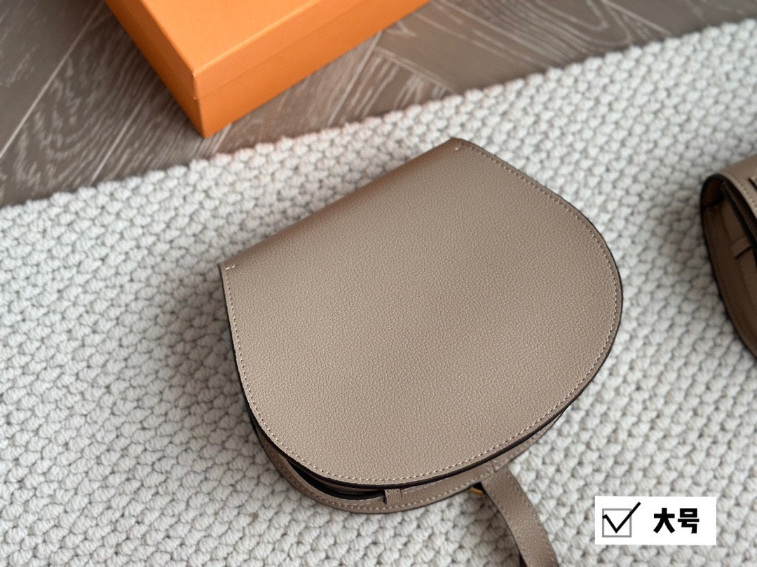 Saddle bag new Ch bag