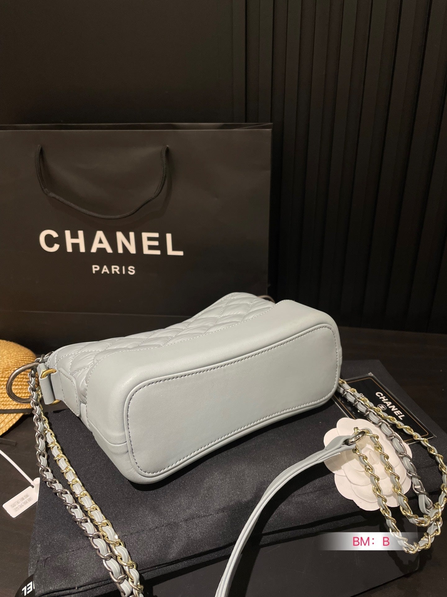 Wandering bag new CH hardware