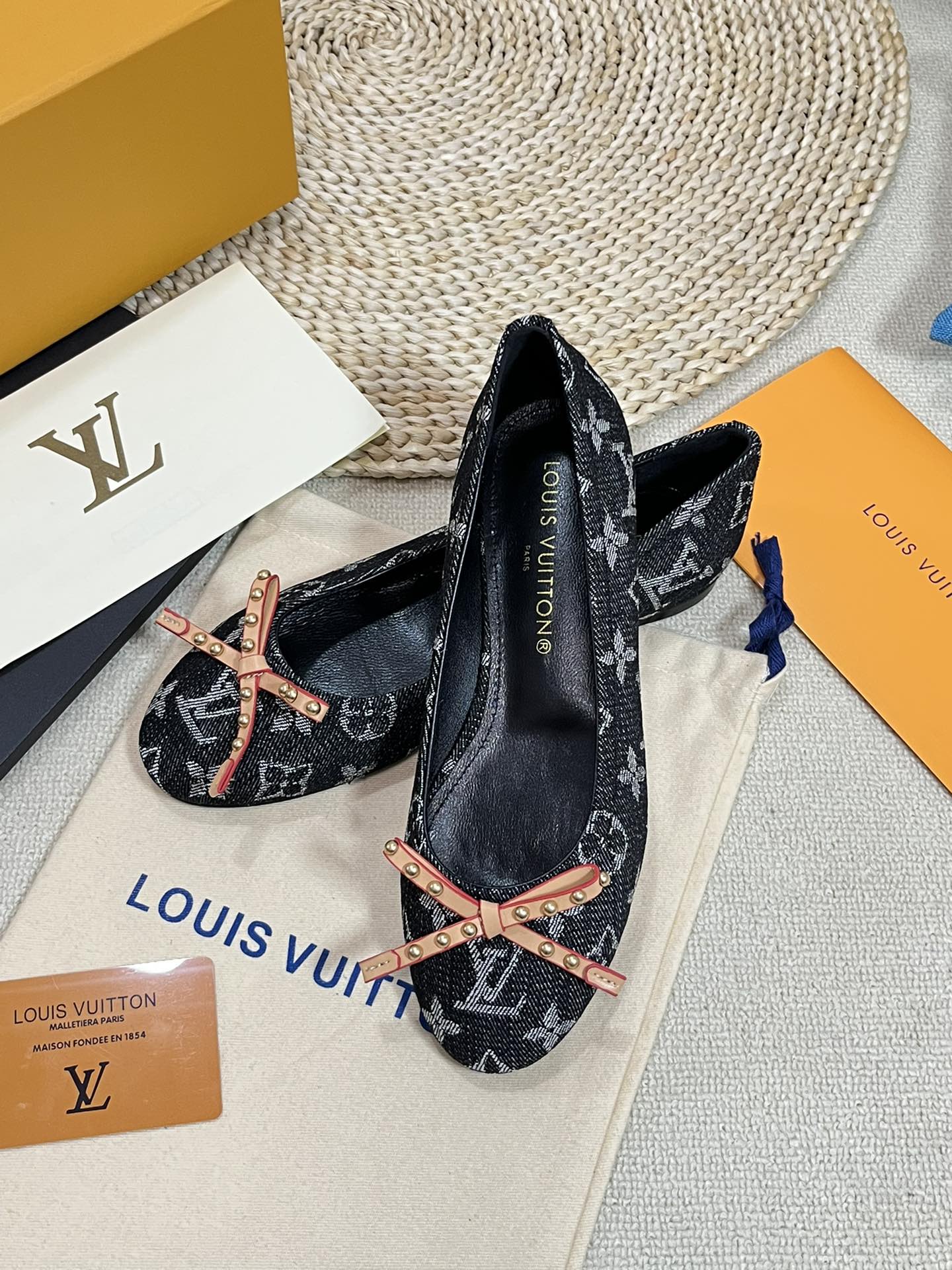 Spring new denim L bow ballet shoesVIP1：1