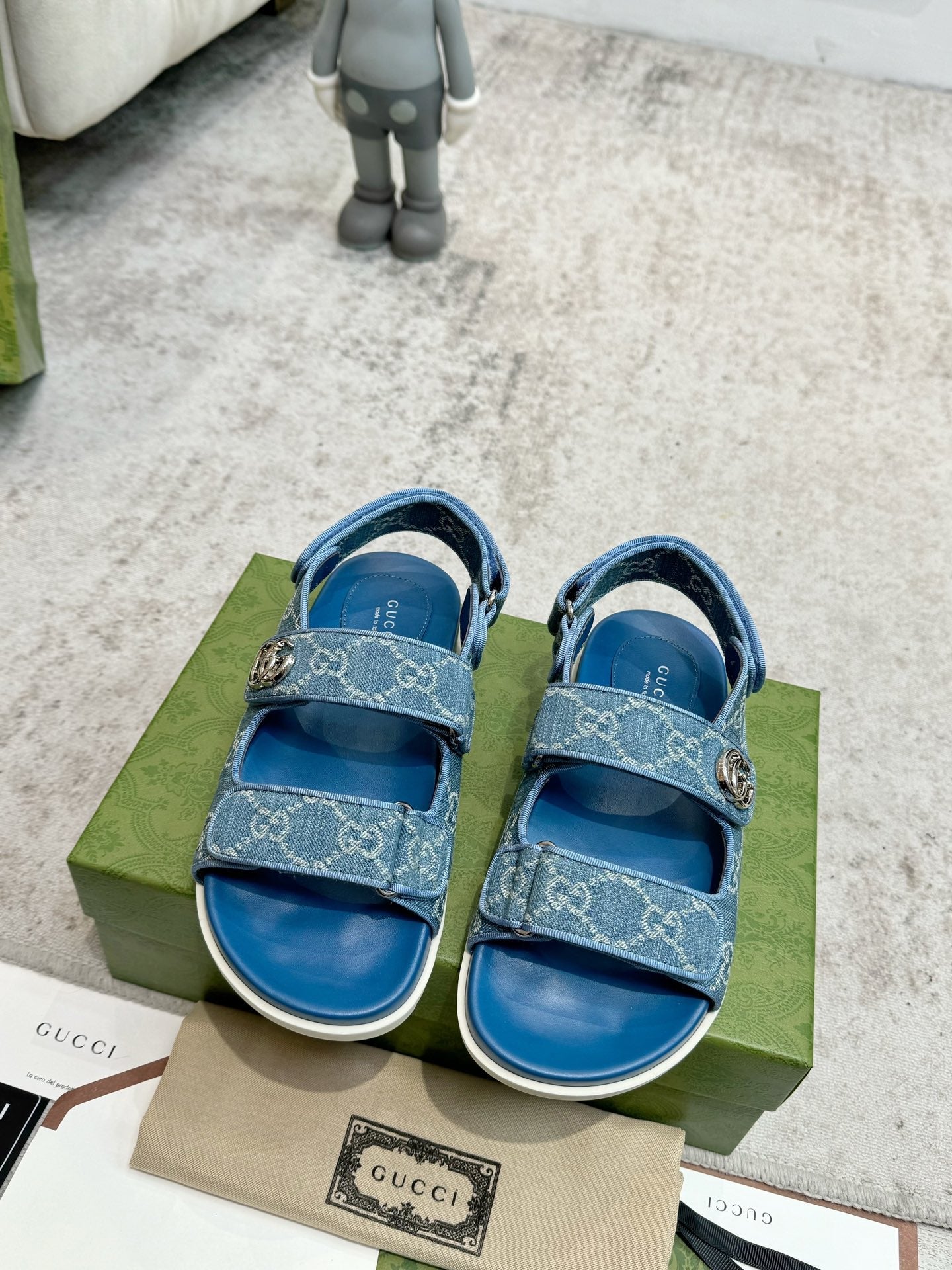 New GG Velcro flat sandals VIP  1：1