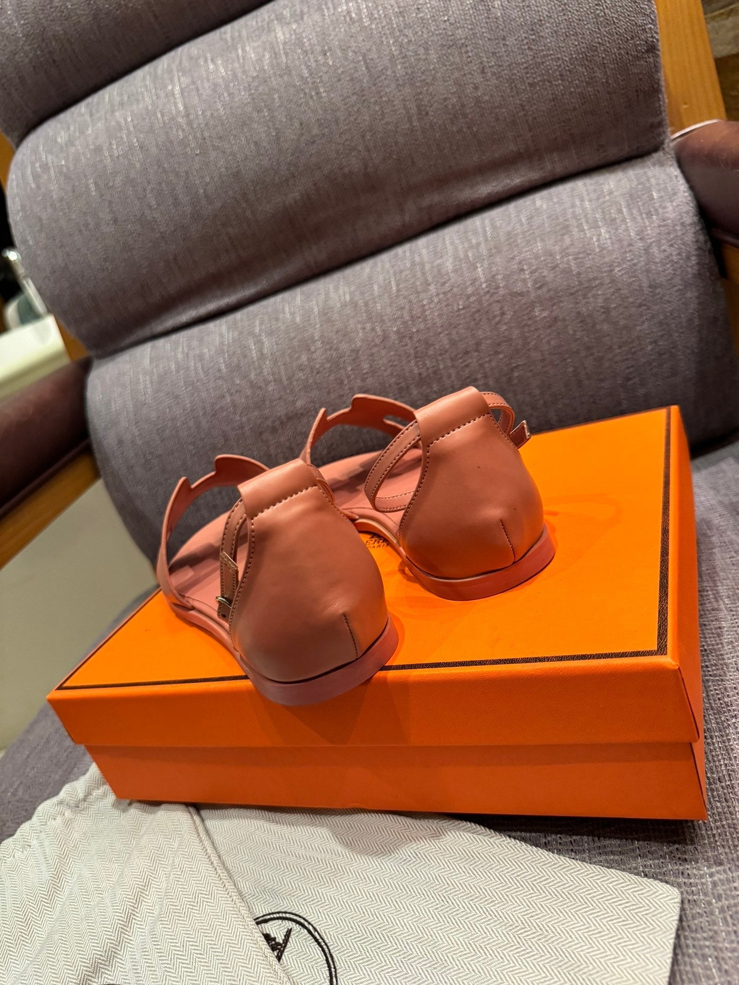 Paired with new 24H sandals