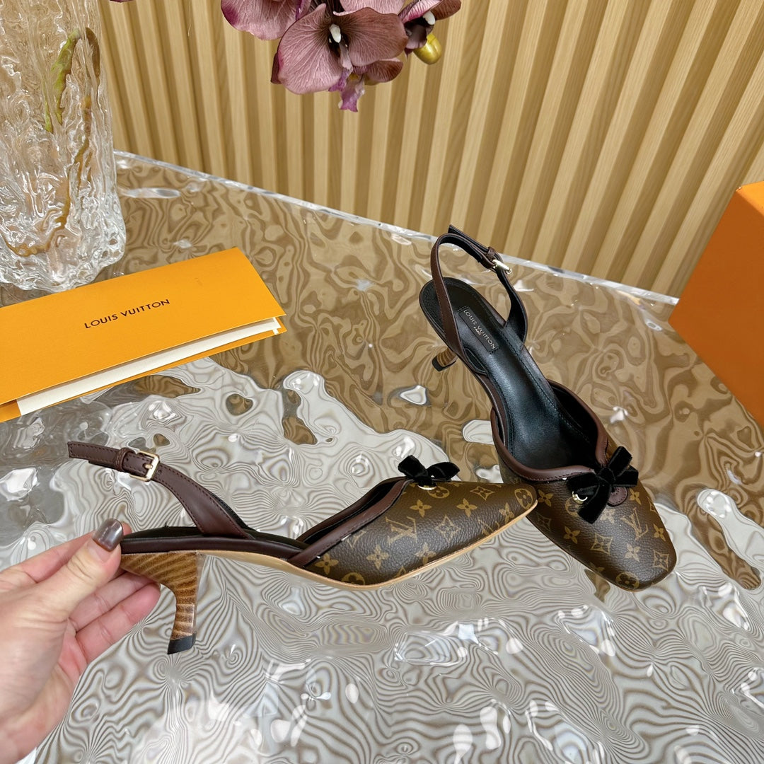 Retro literary velvet bow🎀cat heel sandals L*** VIP 1:1