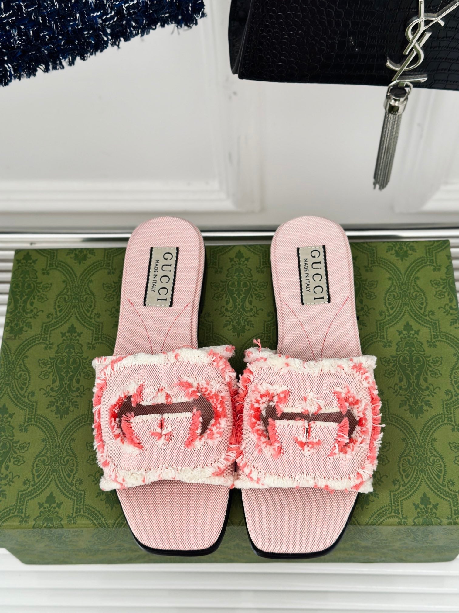 New hollow flat slippersVIP 1：1