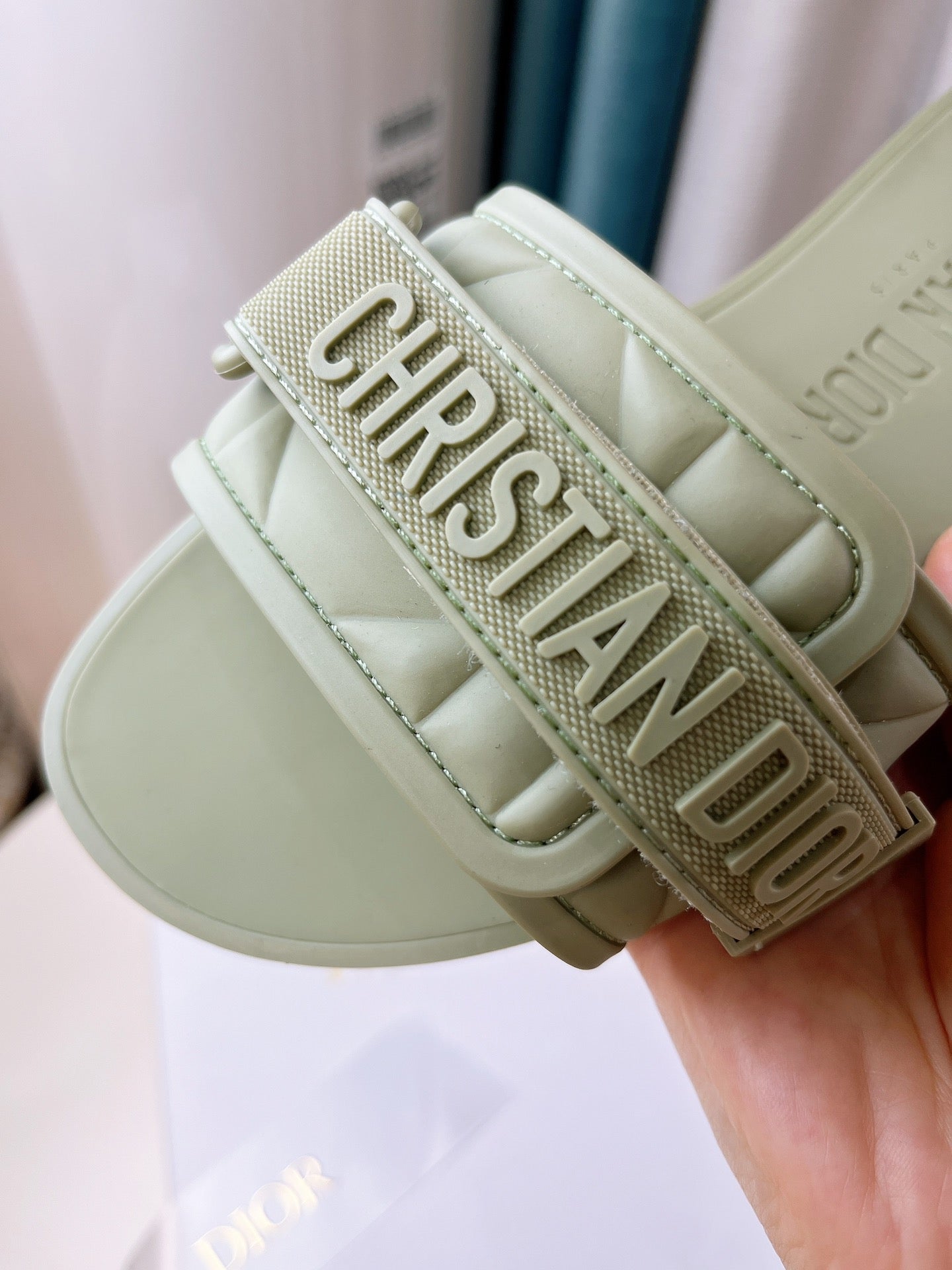 DIct series beach shoes  VIP1:1