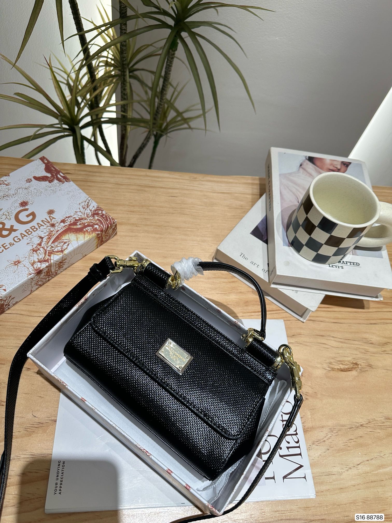 Crossbody bag DG new bag