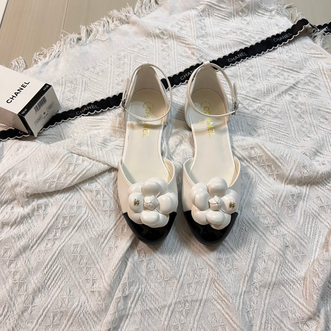 CHANEL Chanel 2024 new camellia hollow sandals