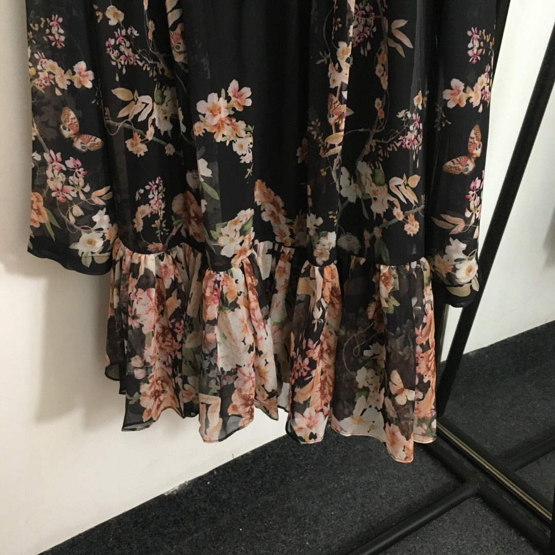 Zimmerma** Pink small flower print lotus leaf hem long sleeve flowing silk black dress