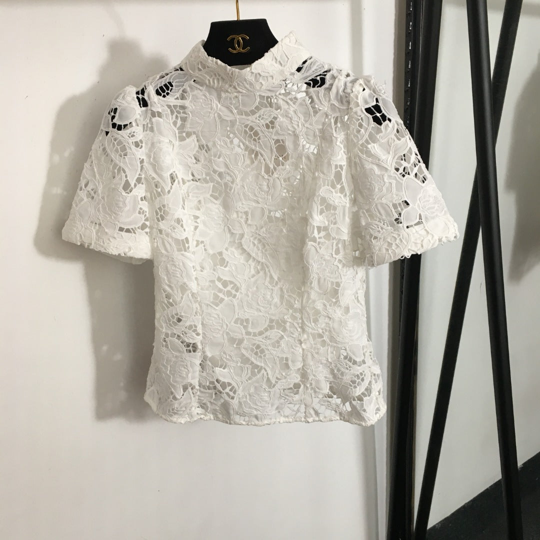ZIM****-New style suit, lace hollow slim short-sleeved top + elegant lace skirt, with suspender lining
