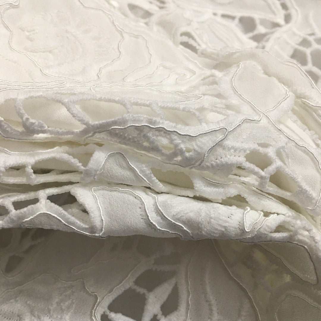 ZIM****-New style suit, lace hollow slim short-sleeved top + elegant lace skirt, with suspender lining