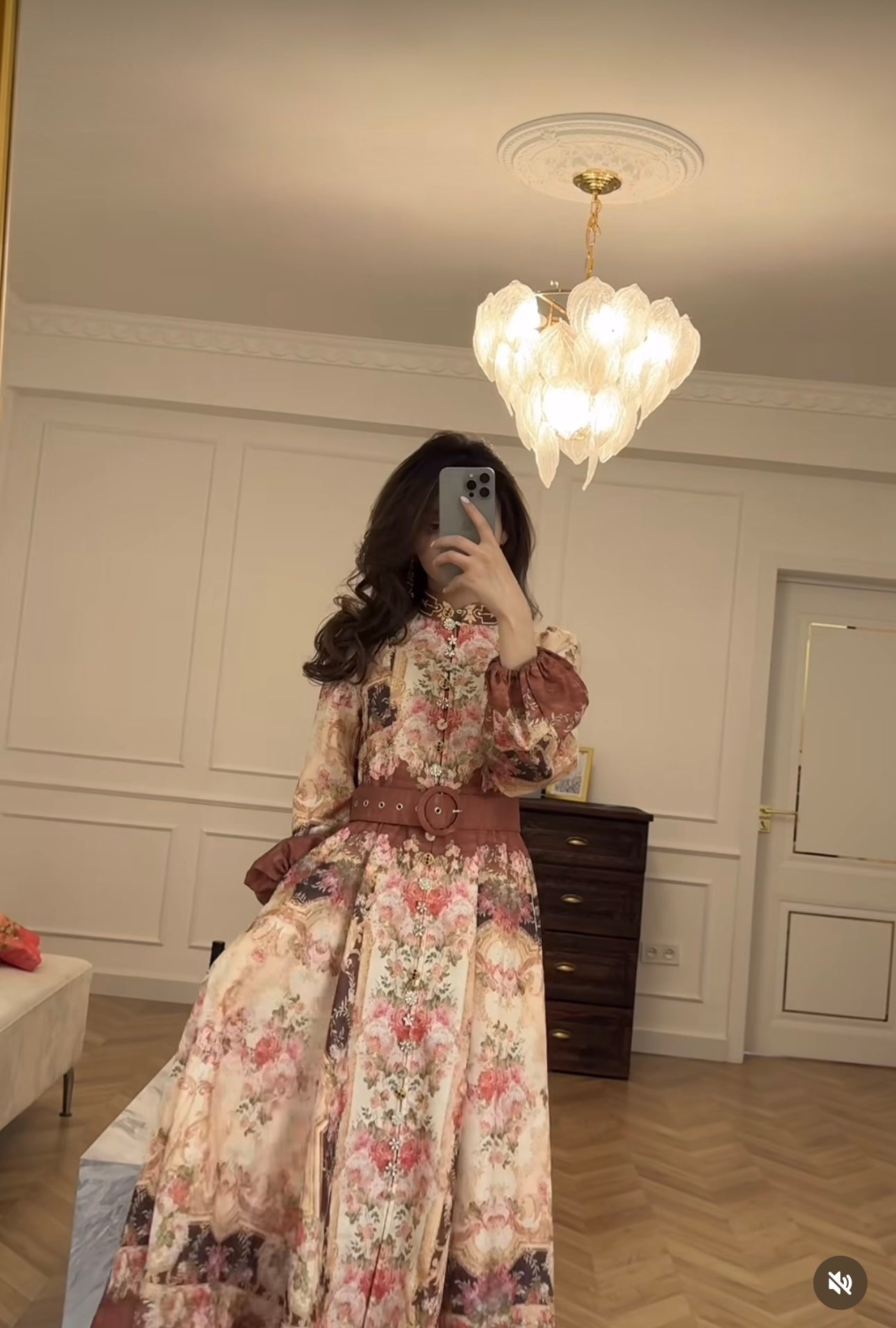 ZIM**** new retro floral prints, customized buttons with various flower patterns, stand-up collar, waisted lantern long-sleeved dress with belt,