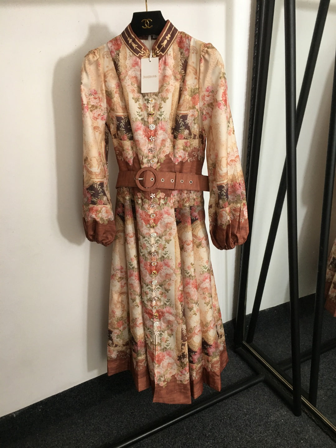 ZIM**** new retro floral prints, customized buttons with various flower patterns, stand-up collar, waisted lantern long-sleeved dress with belt,