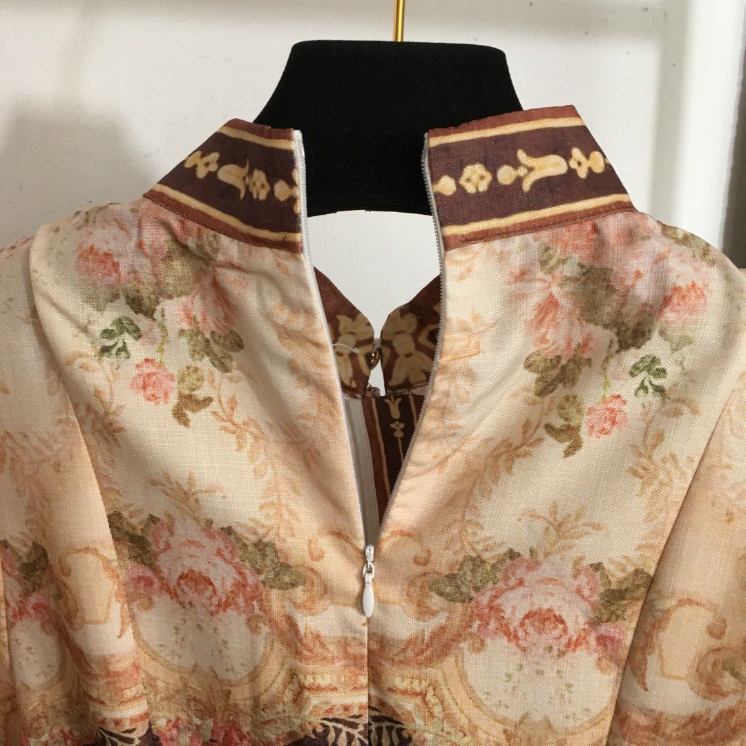 ZIM**** new retro floral prints, customized buttons with various flower patterns, stand-up collar, waisted lantern long-sleeved dress with belt,