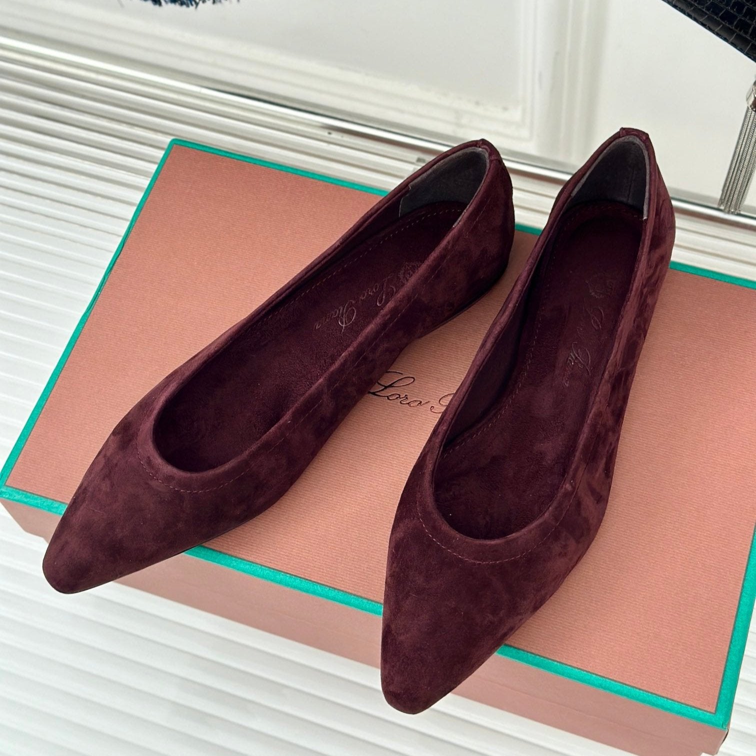 Loro Pia**/ Beautiful retro witch flat shoes top quality 1:1 VIP