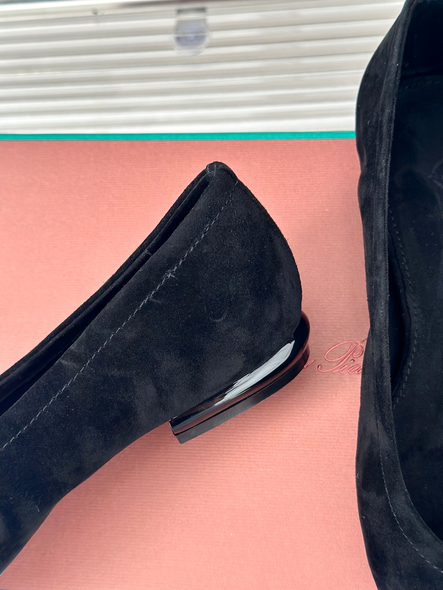 Loro Pia**/ Beautiful retro witch flat shoes top quality 1:1 VIP