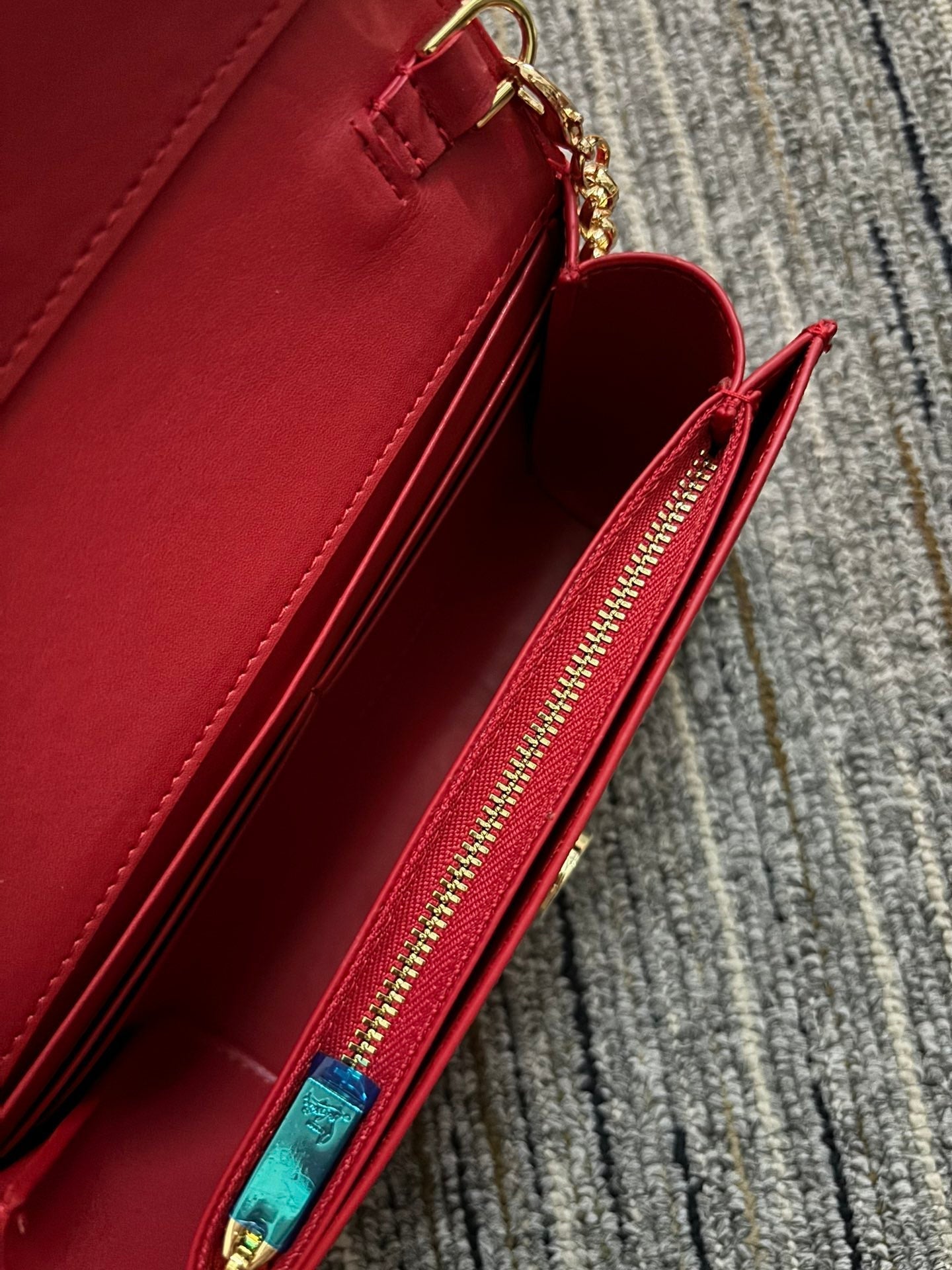 Christi** Loubout** New Shoulder Bag Red