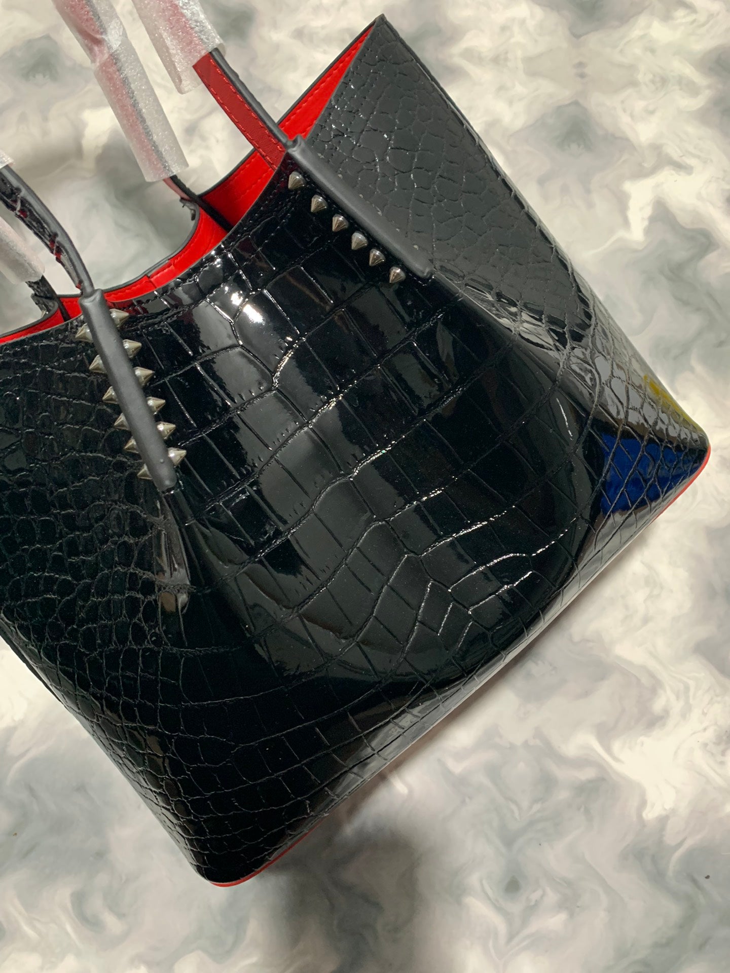 Christi** Loubout** New Shopping Bag